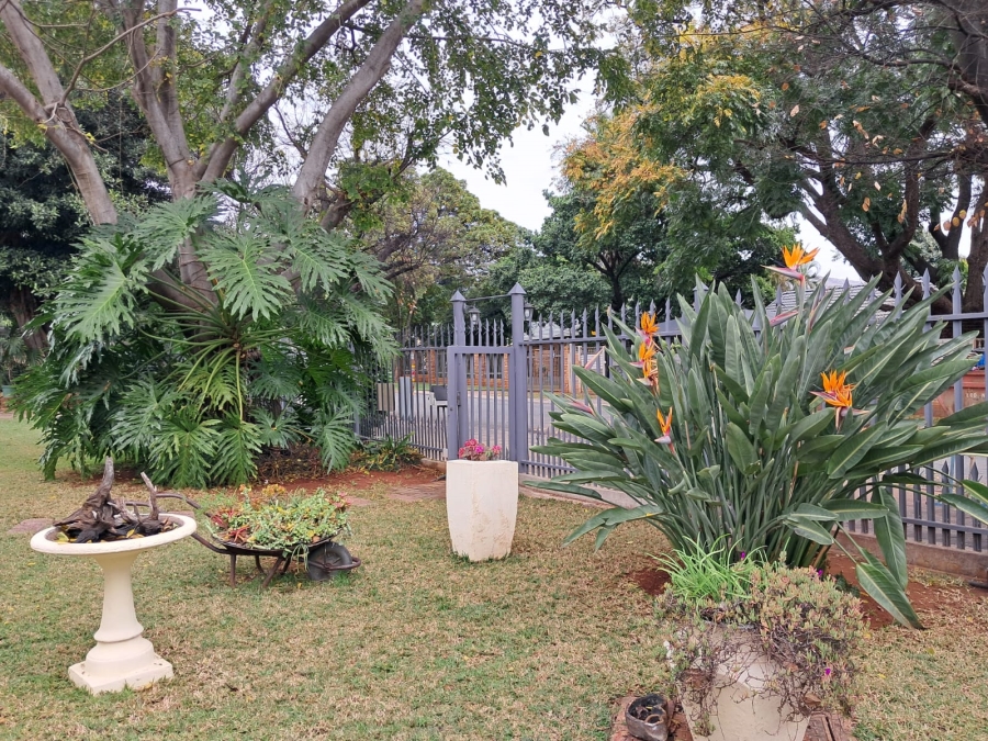 4 Bedroom Property for Sale in Safari Gardens North West